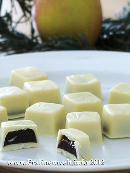 Weiße Pralinen mit Nougat-Füllung