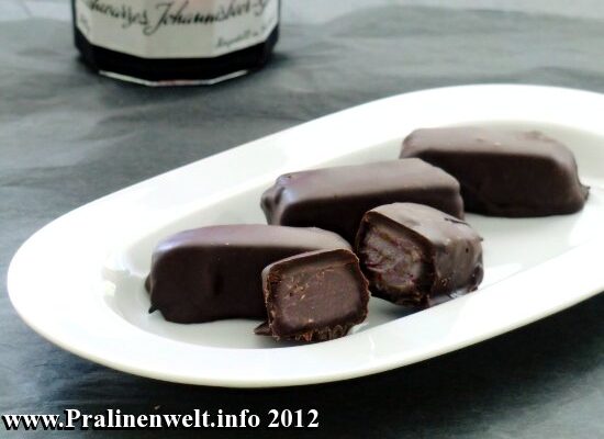 Johannisbeer-Balsamico Pralinen